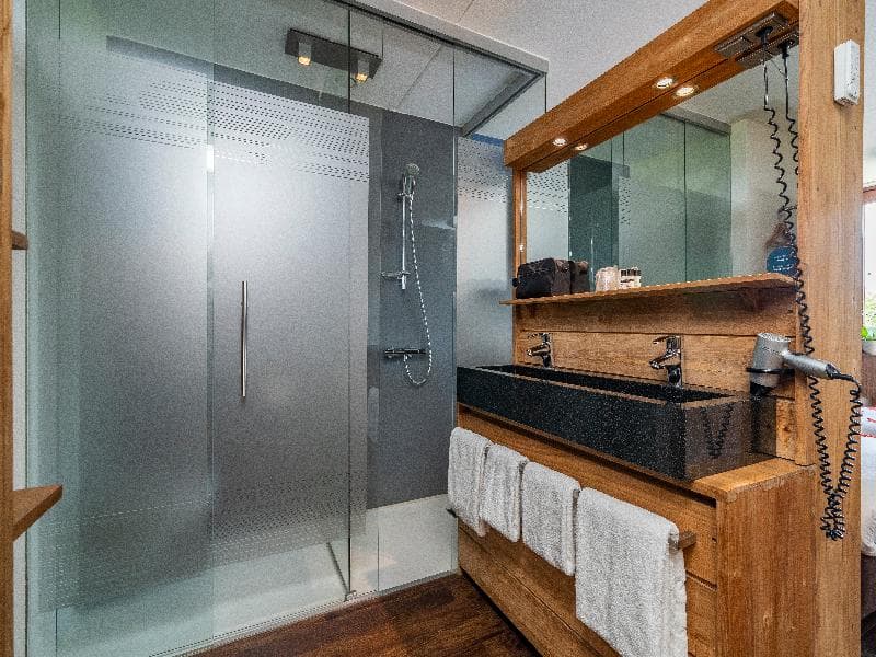 Alpine Hotel By Snowworld photo 3