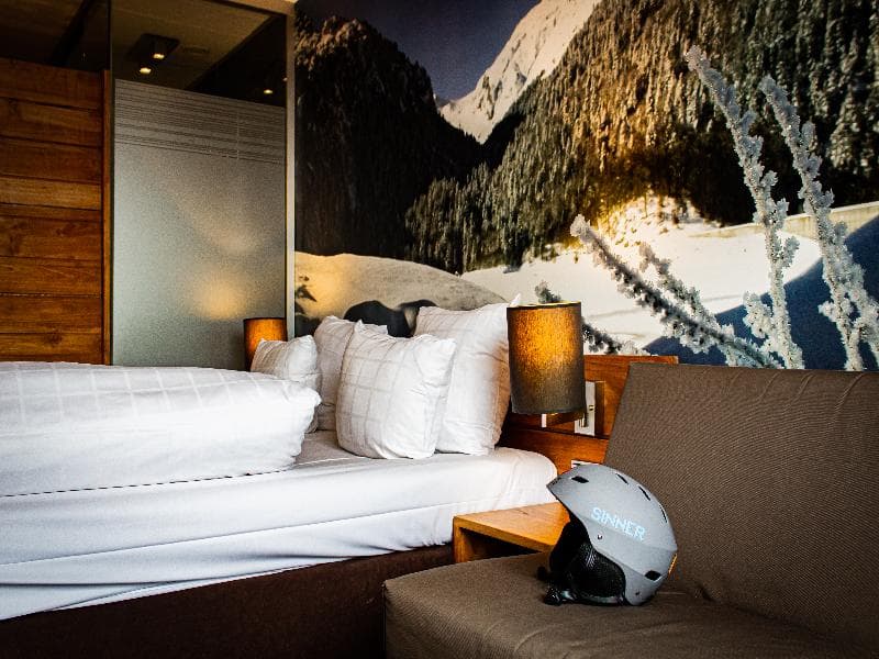 Alpine Hotel By Snowworld photo 4