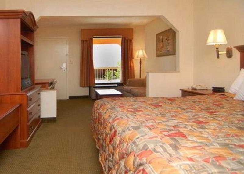 Fairview Inn and Suites Mobile photo 5