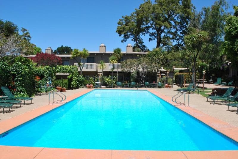 Carmel Valley Lodge photo 3