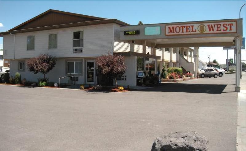 Motel West photo 3