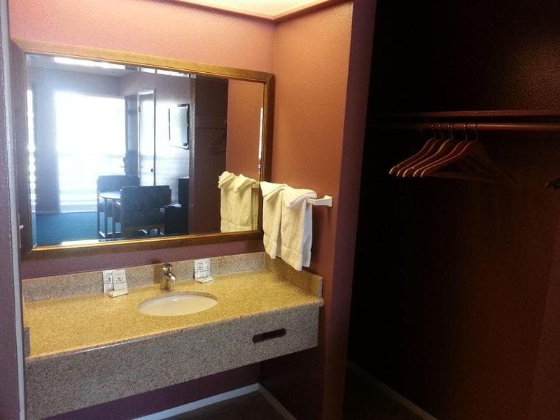 Blue Seal Inn photo 4