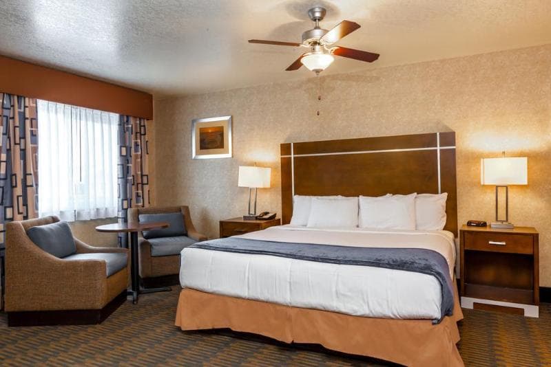 Harbour House Inn photo 4