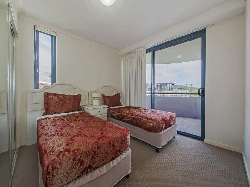 Inn On The Park Apartments photo 2