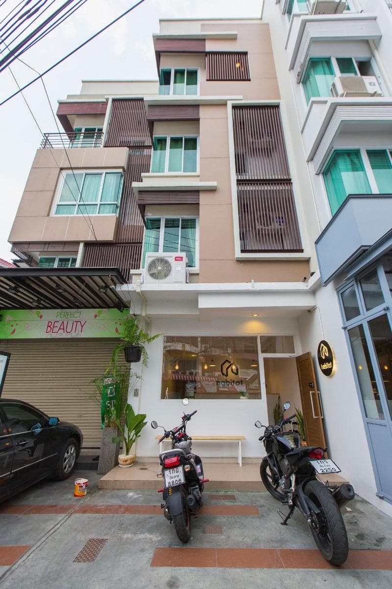 Habitat Hotel photo 3