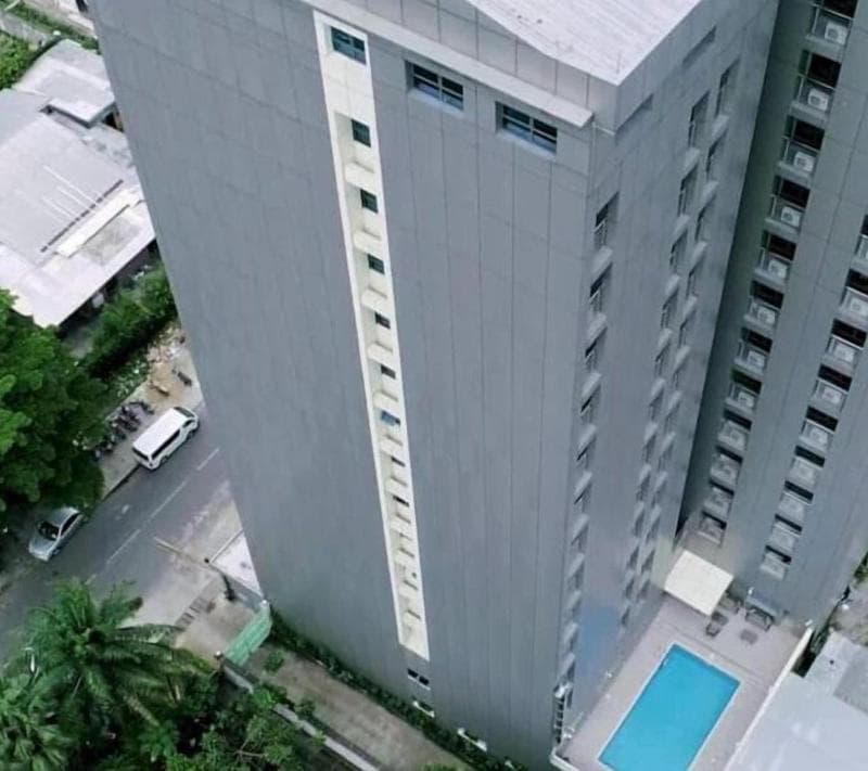 Hotel La Falaise Bonapriso photo 4