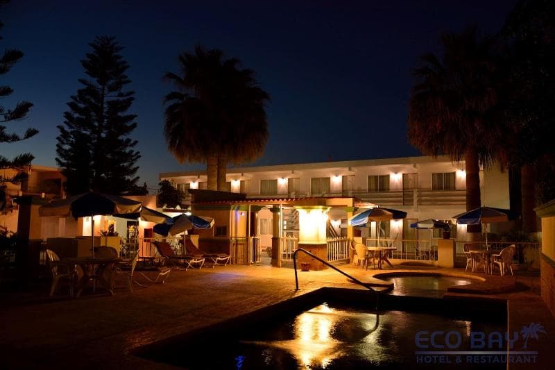 Eco Bay Hotel Y Restaurant