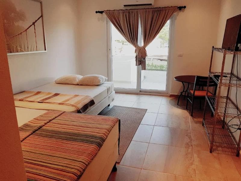 Las Palmas Beach Hotel photo 4