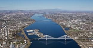 Tri-Cities Washington Columbia River bridge